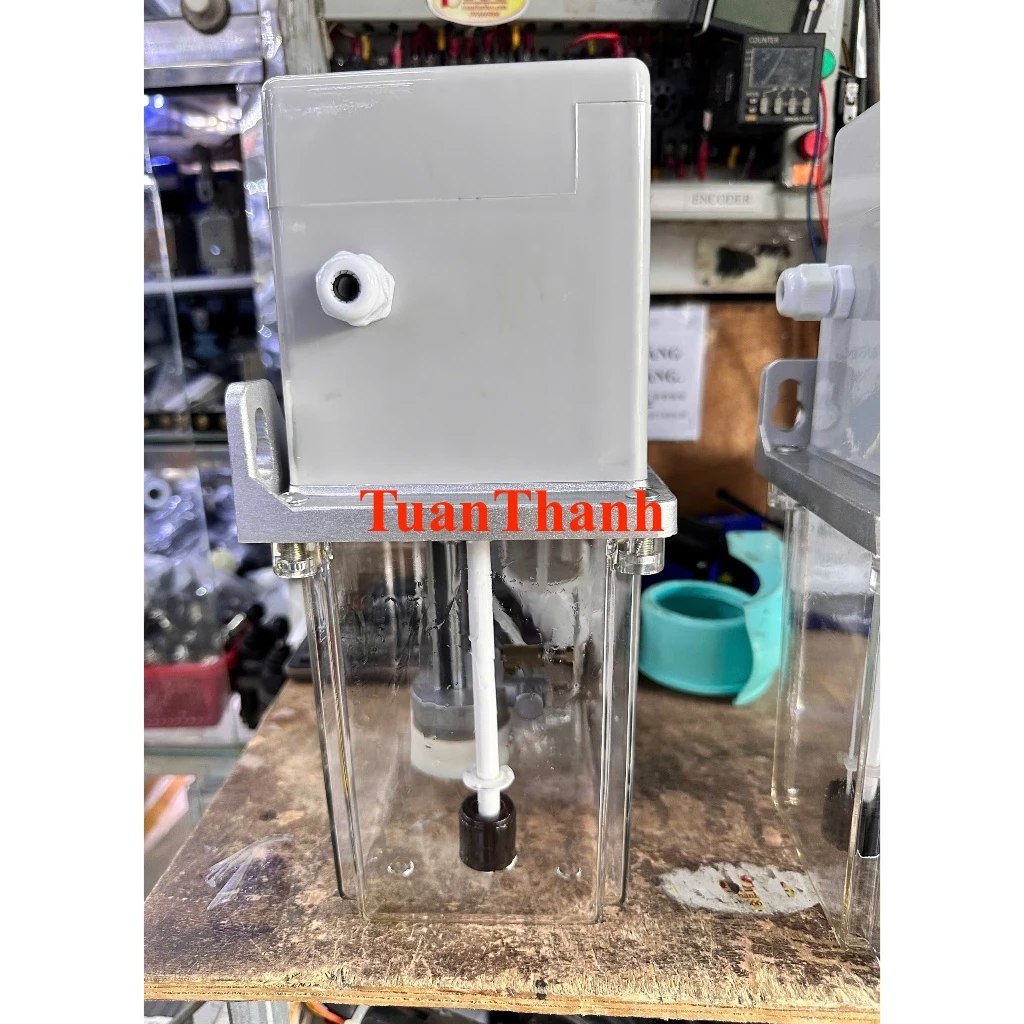 Bơm Dầu Bôi Trơn Tự Động 2Lít 3Lít BE-2232-2L Hiệu YongSheng BE 2232 - Ảnh 5