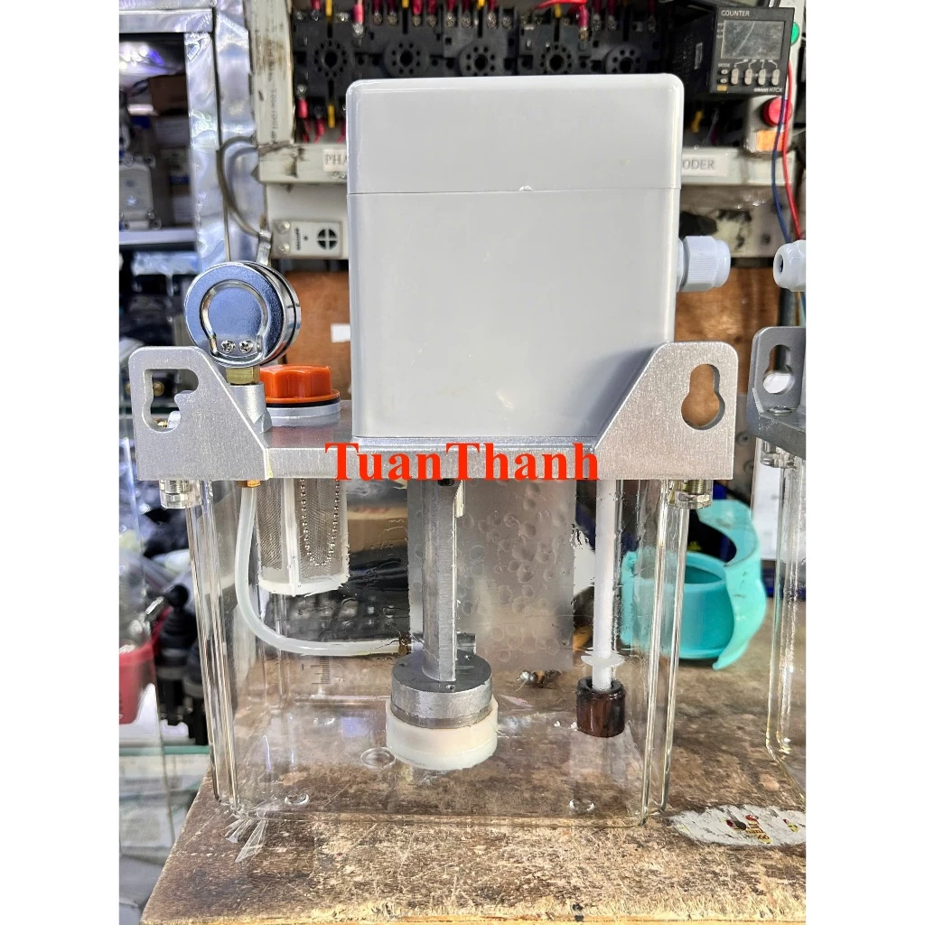 Bơm Dầu Bôi Trơn Tự Động 2Lít 3Lít BE-2232-2L Hiệu YongSheng BE 2232 - Ảnh 6