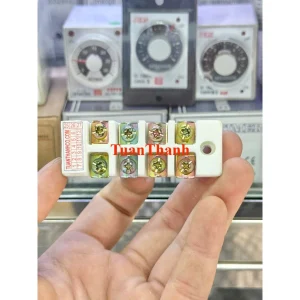 Alternative view of Cầu Đấu Điện Bằng Sứ 30A, Domino Sứ 4 Pha Chịu Tải 30A